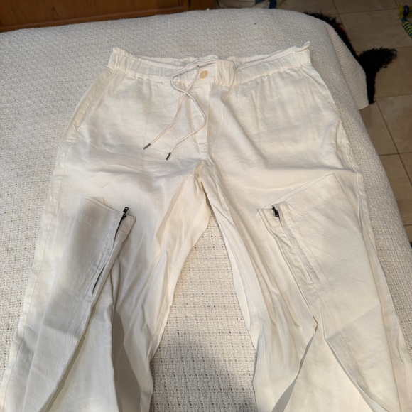Theory gorgeous white pant NWT med